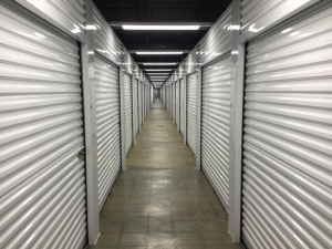 Life Storage - 4009 - Columbus - 3800 Broad St - Photo 4