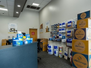 Life Storage - 4015 - Olathe - Mur-Len Rd - Photo 5