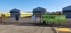 Extra Space Storage - 4032 - Dixon - 1st St