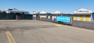 Extra Space Storage - 4032 - Dixon - 1st St - Photo 3