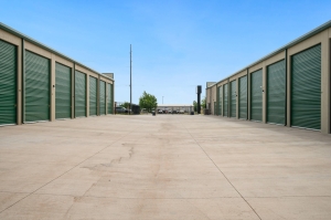 Extra Space Storage - 4043 - Oklahoma City - Eastern Ave - Photo 4