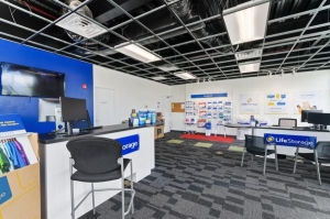 Extra Space Storage - 4107 - Kissimmee - Irlo Bronson Memorial Hwy - Photo 3