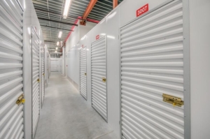 Extra Space Storage - 4112 - Oviedo - State Rd 426 - Photo 5