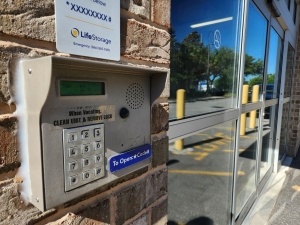 Extra Space Storage - 4115 - Oviedo - Lockwood Blvd - Photo 2