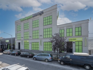 Extra Space Storage - 4121 - Bronx - Park Ave