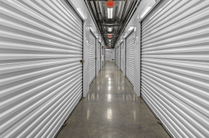 Extra Space Storage - 4138 - Los Angeles - Broadway Pl - Photo 4