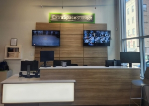 Extra Space Storage - 4153 - New York - 51st St - Photo 4