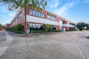 Extra Space Storage - 1972 - Houston - Gemini Ave