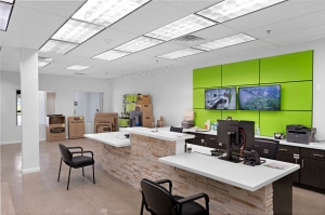 Extra Space Storage - 1972 - Houston - Gemini Ave - Photo 3