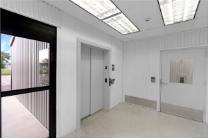 Extra Space Storage - 1972 - Houston - Gemini Ave - Photo 4