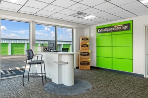 Extra Space Storage - 2046 - Hammond - 6641 Columbia Ave - Photo 3