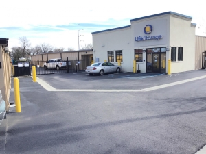 Extra Space Storage - 3045 - Norfolk - Brambleton Ave