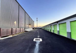 Extra Space Storage - 3056 - Richmond - Ladd St - Photo 4