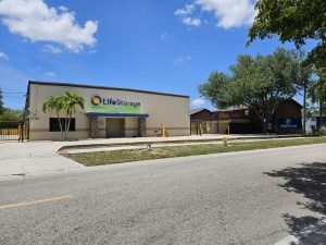 Extra Space Storage - 3061 - Fort Myers - Central Avenue
