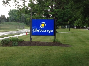 Extra Space Storage - 3094 - Eastlake - Erie Road - Photo 6
