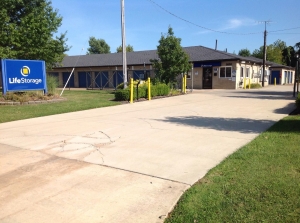 Extra Space Storage - 3095 - Mentor - East Avenue