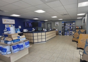 Extra Space Storage - 3112 - Chesapeake - 3248 S Military Hwy - Photo 3