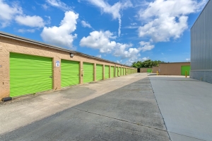 Extra Space Storage - 3155 - Cocoa - Cocoa Blvd - Photo 4