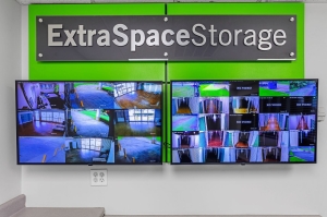 Extra Space Storage - 3201 - Montgomery - Richard Rd - Photo 8