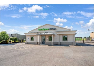 Extra Space Storage - 3246 - Blasdell - Lake Ave.