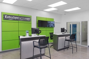 Extra Space Storage - 3303 - Webster - NASA Pkwy - Photo 3