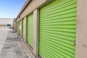 Extra Space Storage - 3360 - San Antonio - Walzem Road - Photo 4