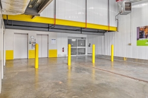 Extra Space Storage - 3407 - Lombard - Saint Charles Rd - Photo 4