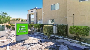 Extra Space Storage - 3507 - Sacramento - Pell Dr.