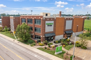 Extra Space Storage - 3528 - St Louis - 4959 Manchester Ave