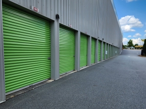 Extra Space Storage - 3536 - Greenville - Honbarrier Dr - Photo 4