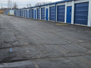 Extra Space Storage - 3545 - Wickliffe - 30100 Lakeland Blvd - Photo 4