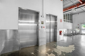 Extra Space Storage - 3564 - Kenmore - Kenmore Ave - Photo 4