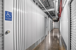 Extra Space Storage - 3564 - Kenmore - Kenmore Ave - Photo 5