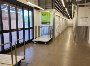 Extra Space Storage - 3611 - Oro Valley - 11061 N Oracle Rd - Photo 5