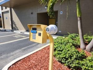 Extra Space Storage - 3621 - Oakland Park - 3001 N Dixie Hwy - Photo 2