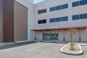 Extra Space Storage - 3655 - Gilbert - San Benito Dr - Photo 4