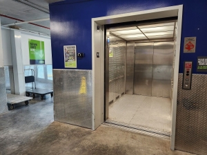 Extra Space Storage - 3672 - Miami - 6850 81st Terrace - Photo 4