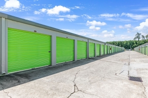 Extra Space Storage - 3688 - Lithonia - Hillandale Dr - Photo 4