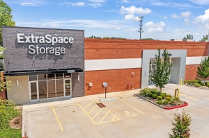 Extra Space Storage - 3745 - Kirkwood - Manchester Rd