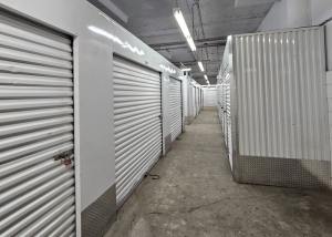 Extra Space Storage - 3823 - Albany - Broadway - Photo 5