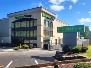 Extra Space Storage - 3856 - Stamford - Stillwater Ave