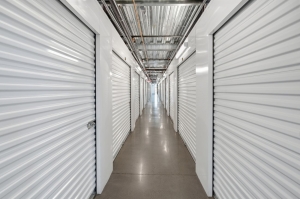 Extra Space Storage - 3904 - Phoenix - 32nd St - Photo 5