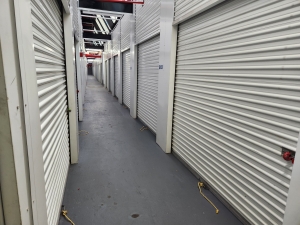 Extra Space Storage - 3930 - Hamden - Dixwell Ave - Photo 5