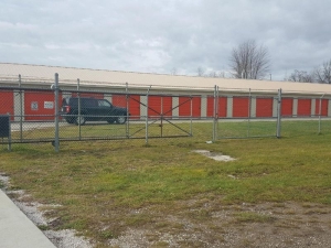 Life Storage - 3931 - Geneva - Broadway - Photo 2