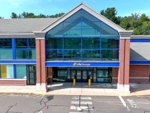 Life Storage - 4014 - New Britain - Main St - Photo 2