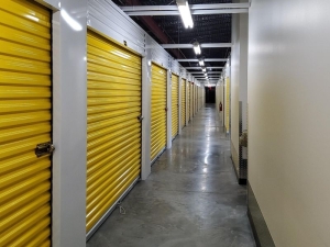Life Storage - 4016 - Meriden - 578 Main St - Photo 2