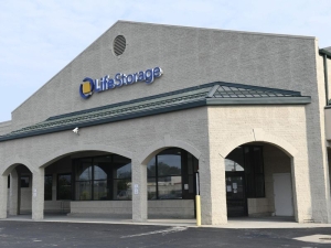 Life Storage - 4017 - Cleveland - Lorain Ave - Photo 1