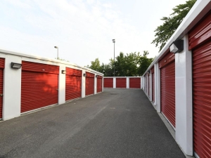 Life Storage - 4017 - Cleveland - Lorain Ave - Photo 2