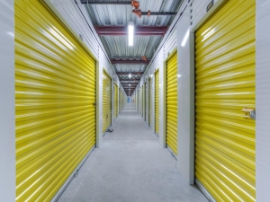Life Storage - 4019 - Sterling Heights - 18 Mile Rd - Photo 2