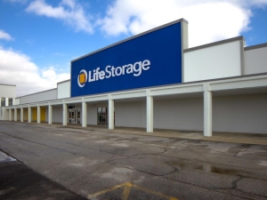 Life Storage - 4020 - Parma Heights - 130th St - Photo 1